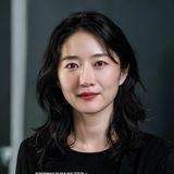 影视评论撰稿人林晓雯，中韩双语内容创作者，擅长跨文化影视评论